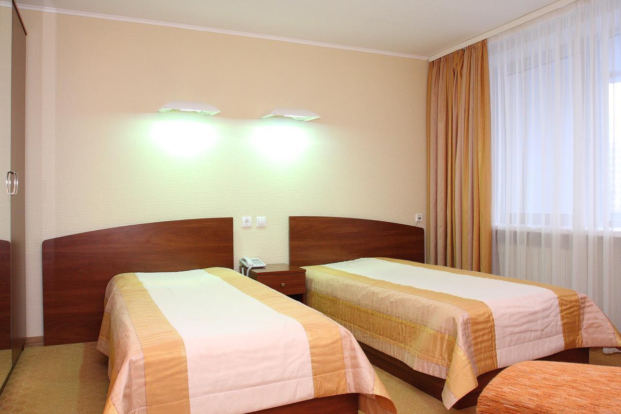 Slavinasport Hotel Zhlobin Esterno foto